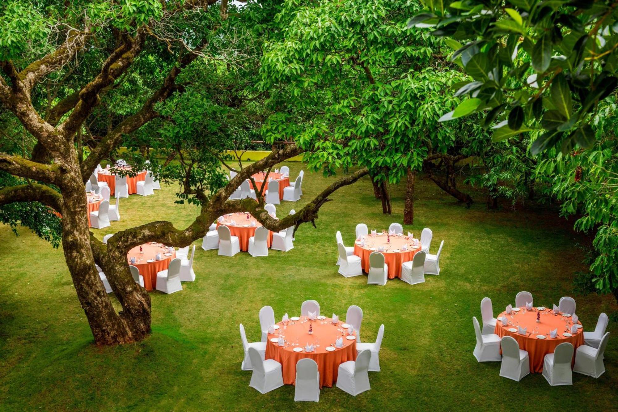 Le Meridien Mahabaleshwar Resort & Spa Exterior foto